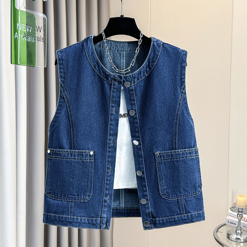 Round Neck Sleeveless Denim Vest for Women, New Spring and Autumn Style, Loose Fit, Slimming, Versatile Short Vest, Outerwear Jacket Round Neck Sleeveless Denim Vest for Women, New Spring and Autumn Style, Loose Fit, Slimming, Versatile Short Vest, Outerwear Jacket