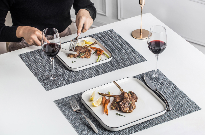 A full set of dinner plate ceramics steak rare plate of steak knife and fork suit household couples continental plate originality