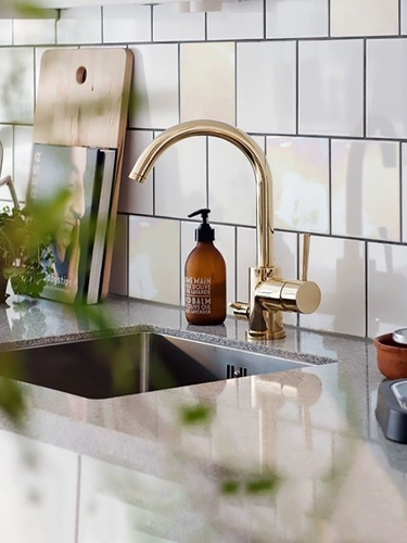 Испанская электро -оптическая фэнтезийная металлическая кирпичная глазурная плитка для ванной комнаты для ванной комнаты телевизионный фон кирпич кухонный бар плитка плитка плитка