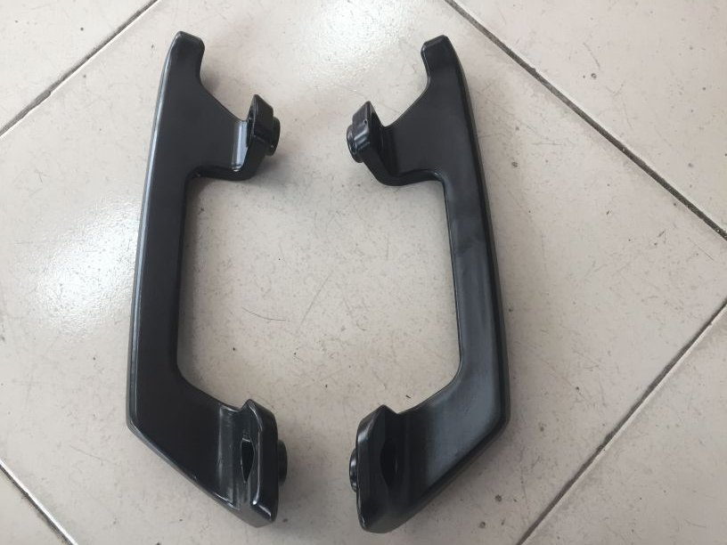 Big Taurus xe điện sửa đổi phụ kiện phía sau tay vịn đuôi lớn gia súc vàng phía sau kệ đuôi hộp vận chuyển sắt - Xe máy Sopiler khung xe air blade