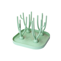 Equipped with multi-functional baby bottle drain rack and drying rack bottle drain and dryer baby water cup storage device