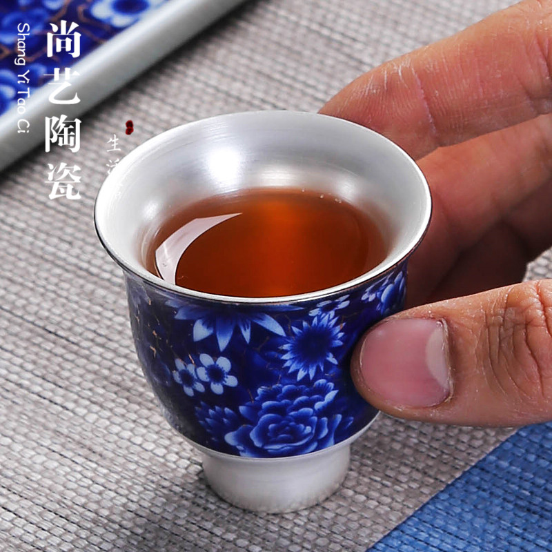 Pure manual coppering. As silver, blue and white porcelain cups with silver sample tea cup kung fu tea set 999 sterling silver master cup single cup, small cup