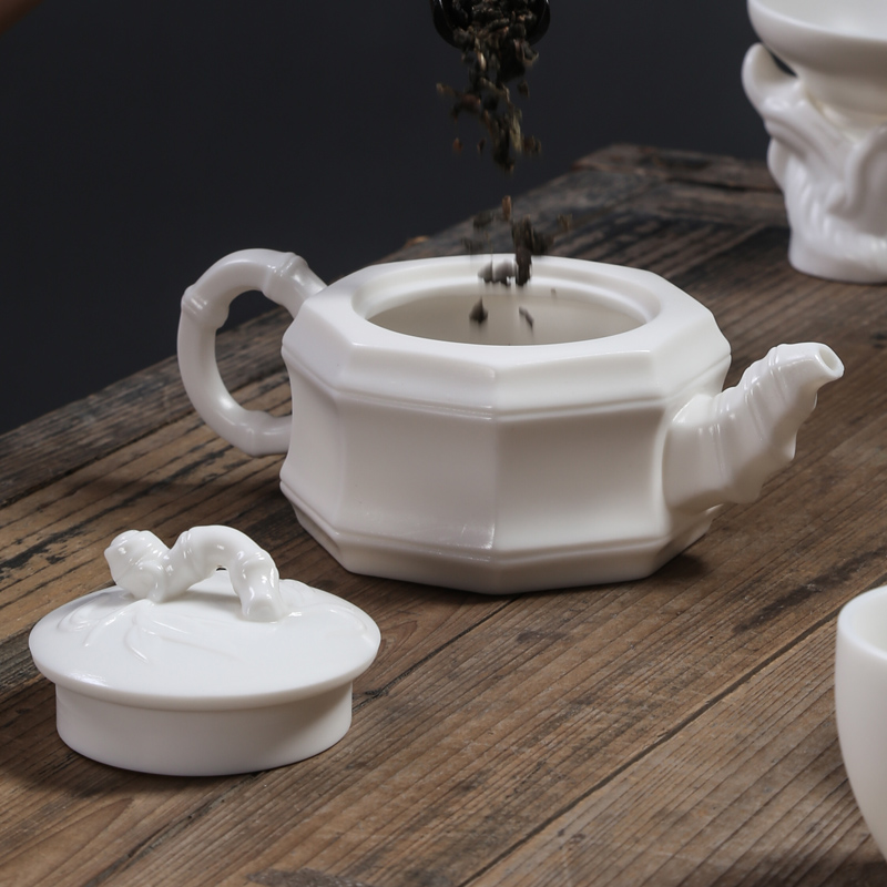 Lin Xiaowei dehua suet white porcelain contracted Chinese kung fu tea set home tea pot lid bowl of a complete set of tea cups