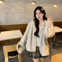 Абрикосовый (первая партия) место