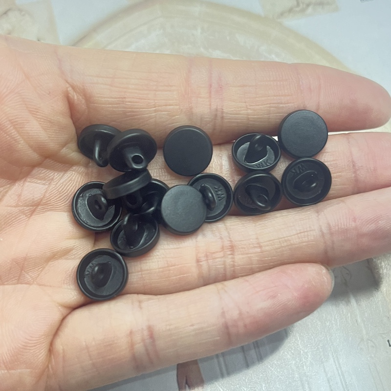 Men's Summer Polo Shirts, T-Shirts, Metal Buttons, Flat Buttons, Simple Fashion Buttons, Men's Buttons