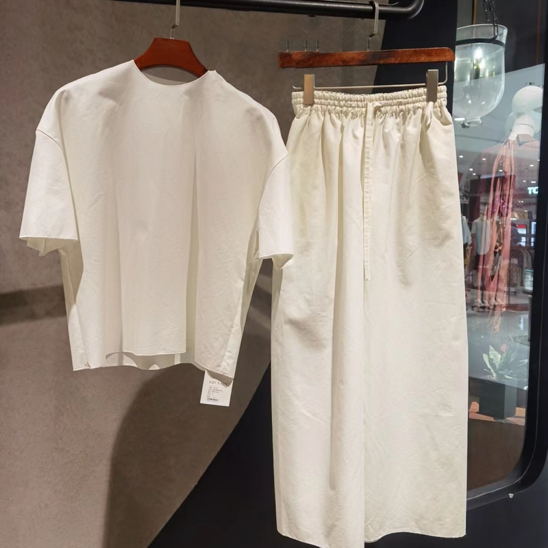 Ms White Pure Cotton Drop-Shoulder Loose T-Shirt/Elastic Drawstring Wide-Leg Pants