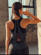 Sexy căng backless tập thể dục vest với ngực pad nữ lỏng kích thước lớn yoga quần áo khiêu vũ chuyên nghiệp lớp cơ thể quần áo