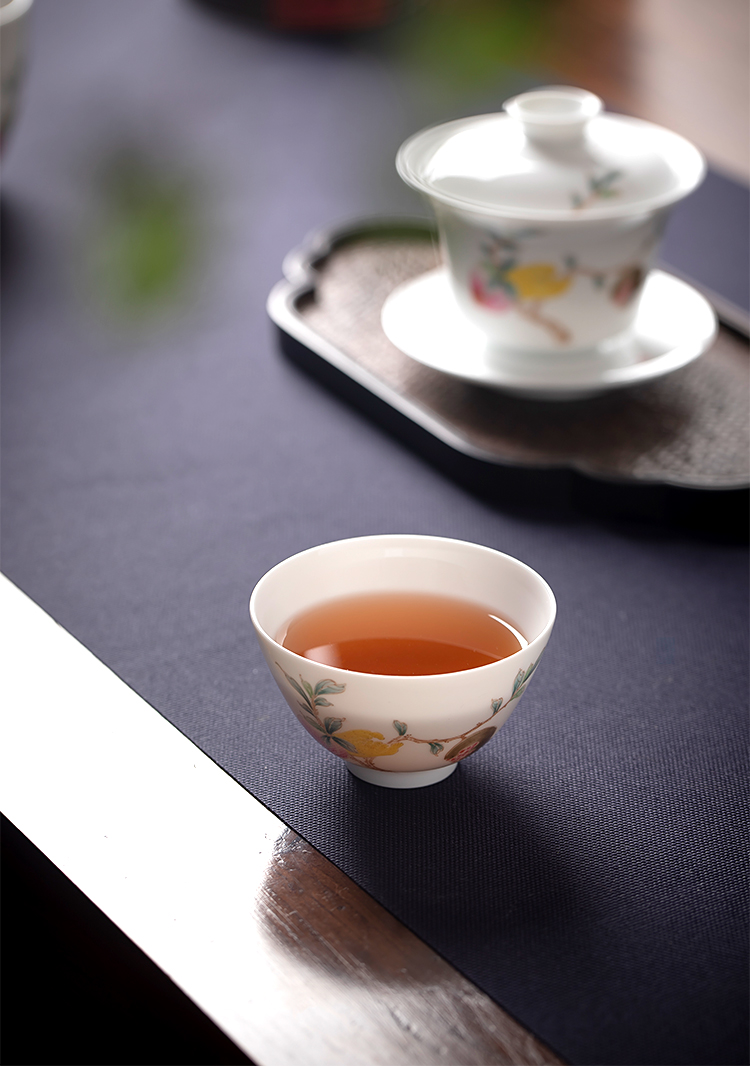 The New color hand - made peach bergamot sample tea cup children live long and prosper jingdezhen pastel live pomegranate cup bowl