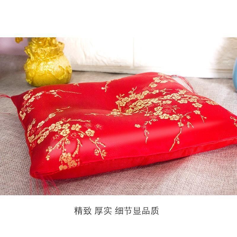 Plutus cat base pad accessories red place mat cloth pad national wind Japanese cloth art as festive supplies the name plum blossom put