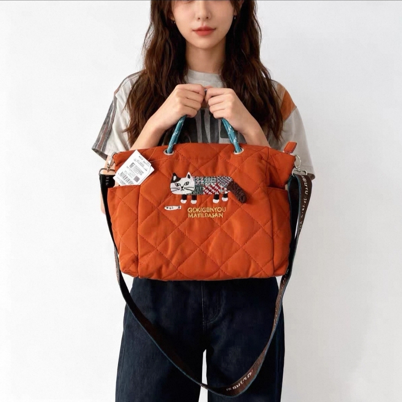 Japanese Kusuguru Genuine Embroidered Cat Crossbody Bag Shoulder Bag Handbag Tote Bag Quilted Commuter Bag 427