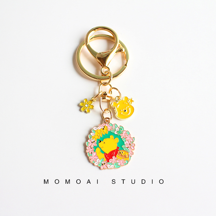 Cartoon Wreath Winnie the Pooh and Piglet Keychain Couple Bag Pendant Letter USB Keychain Gift for Best Friend Cartoon Wreath Winnie the Pooh and Piglet Keychain Couple Bag Pendant Letter USB Keychain Gift for Best Friend