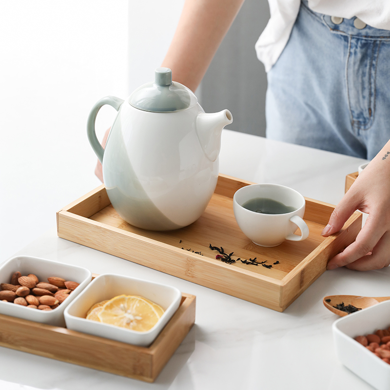 Boss on bamboo snack tray was Japanese household afternoon tea in the living room ceramic the nut candie's dim sum dishes