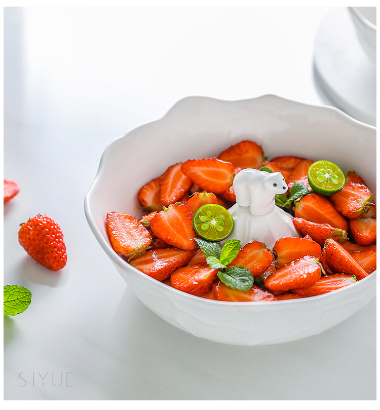 Boss on ice bears a salad bowl ins Japanese lovely creative three - dimensional household ceramics dessert fruit bowl
