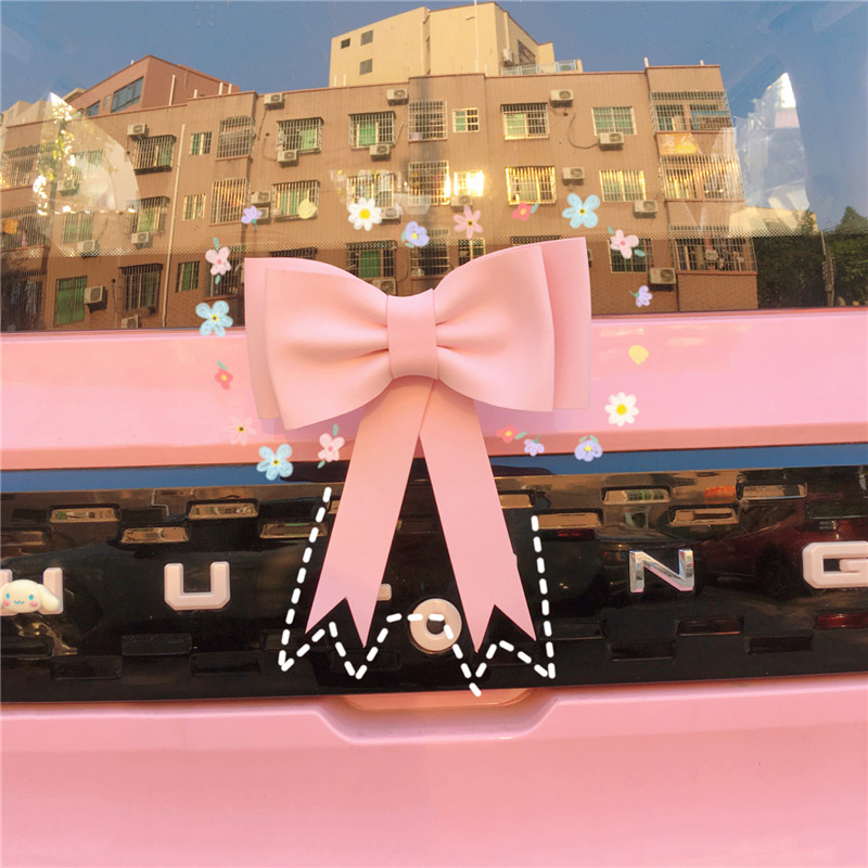 Five rhombus Manulife retrofitted mini EV macaron interior arrangement decorated bodywork butterfly knot car stickup accessories