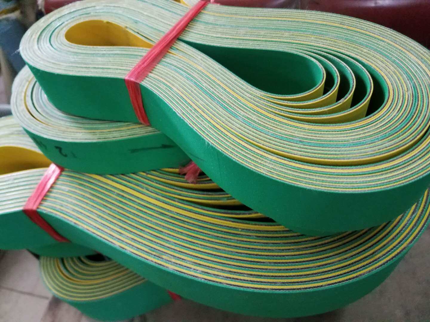 Elevator belt wear-resistant strong four-sided planing nylon sheet-based high-speed transmission wear-resistant flat belt textile dragon spindle