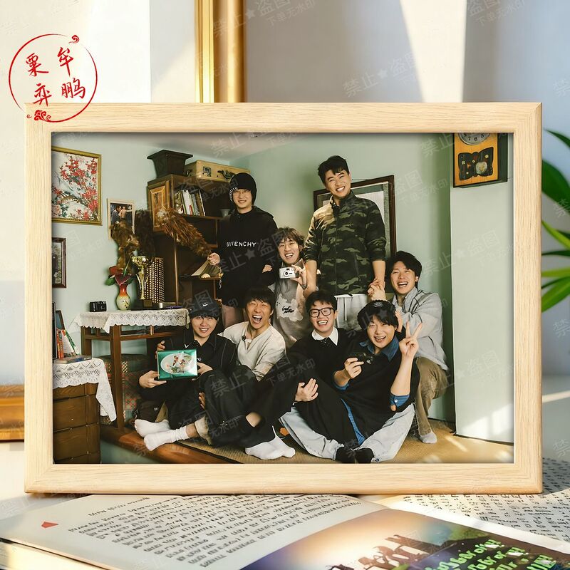 Magical Night of Joy: Five Characters Group Portrait Photo Frame Display Stand, High-End Indoor Bedroom Desktop Clearance Small Ornament