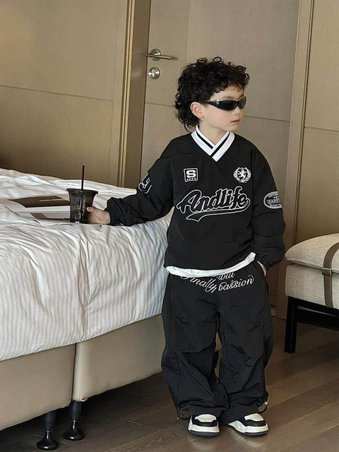 French Boys' Suits Spring Outfit 2026 New Style Boys' Sportswear Children's Spring Stylish Little Gentleman Clothes Two-Piece Set