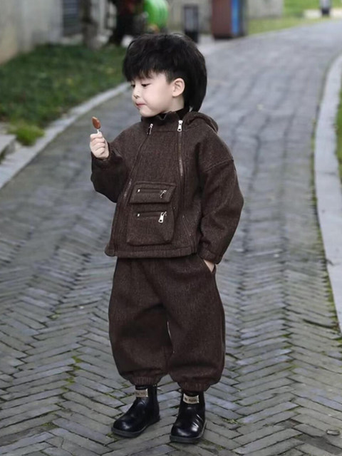 French Boys' Sweatshirt Set, Spring and Autumn Style, Thickened Pullover Hooded Baby Sports Children's Fleece Two-Piece Set