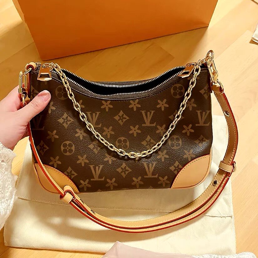 French Fashion Classic Tide Card Pets to Bag 2022 New Tide Genuine Leather Fashion Trends 100 Hitch Old Flower Pooch Bag