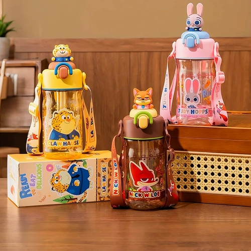 摩登主妇 Zootopia Spray Water Cup Летняя спортивная чашка Детская специальная портативная чашка для похода в школу