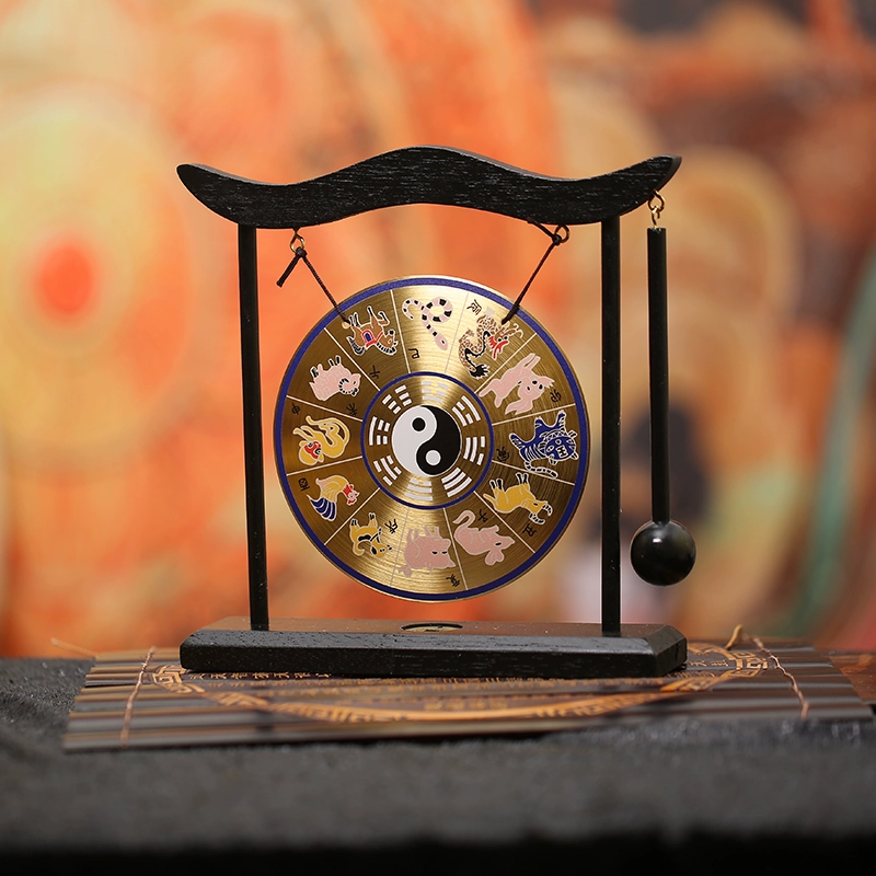 灵机生活馆2026马年十二生肖铜锣架幸运物家居办公室开业装饰