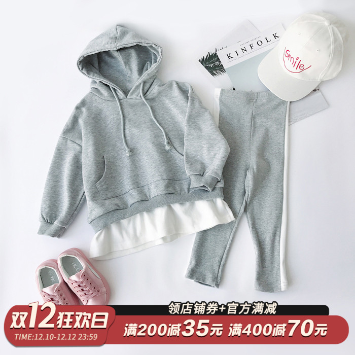 Falling in love with beautiful girl baby western style 2-piece sweater