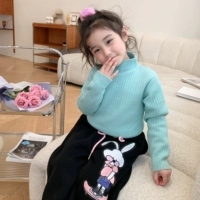 Светло-зеленый