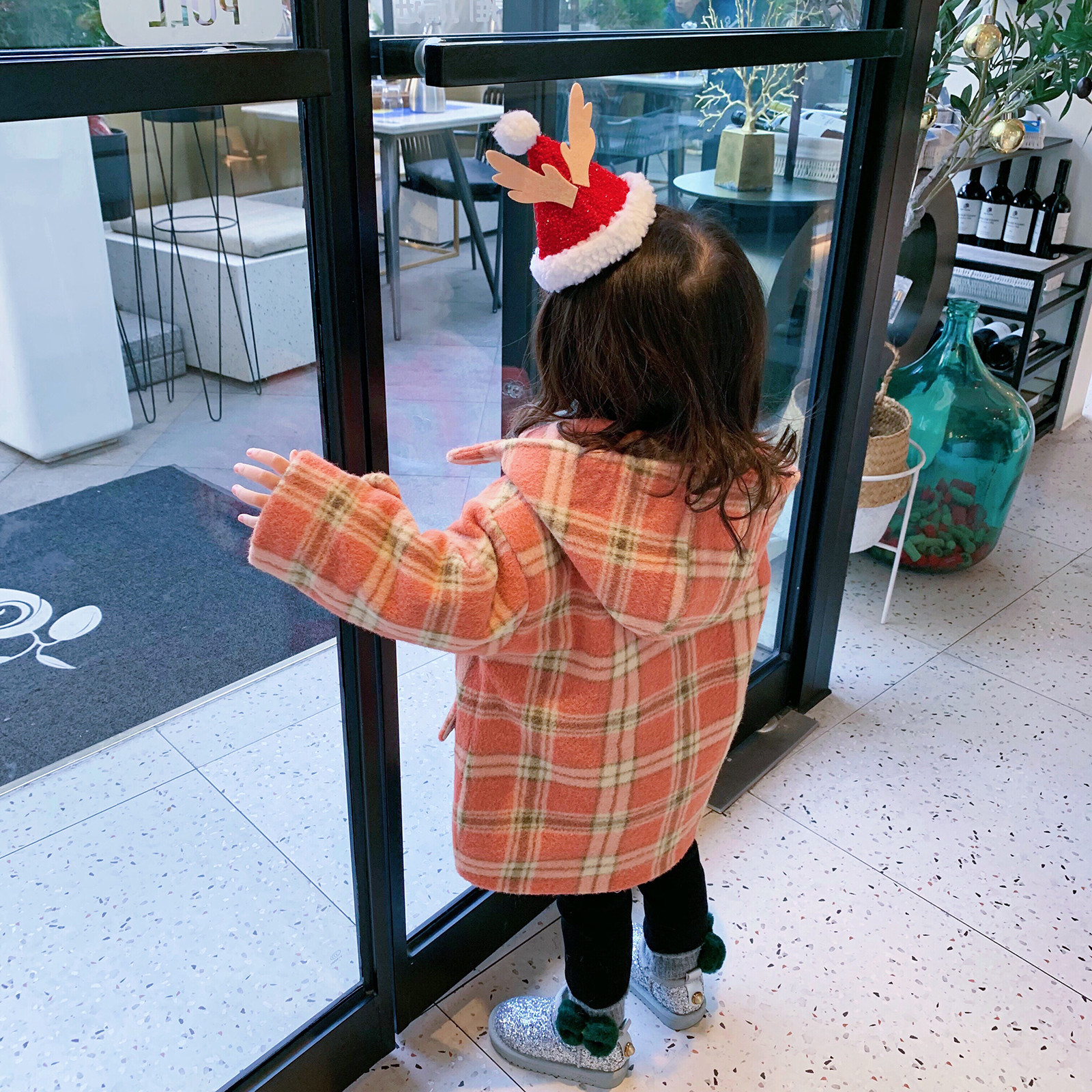 Fall in love with the girl girl What about the girl child coat 2020 new foreign winter dress baby children's horns button Gline AA