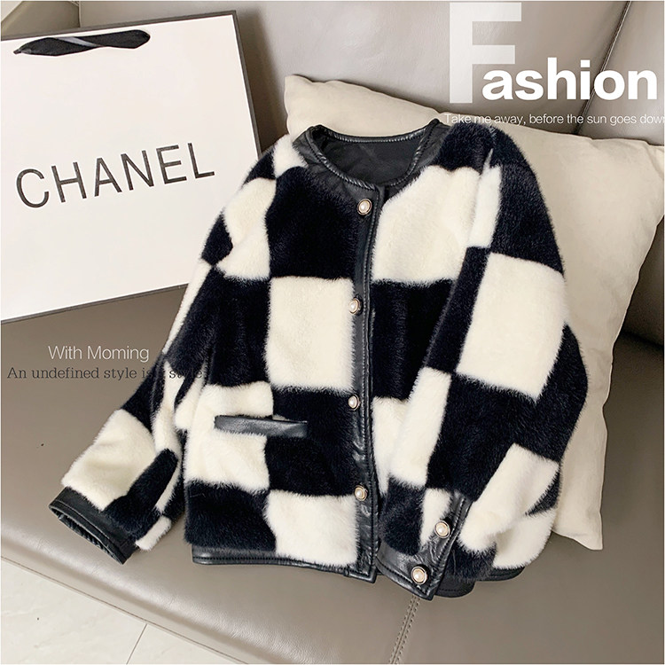 Мех/искусственный мех 冬款加绒皮草亲子装外套 Fall in love with beautiful girls