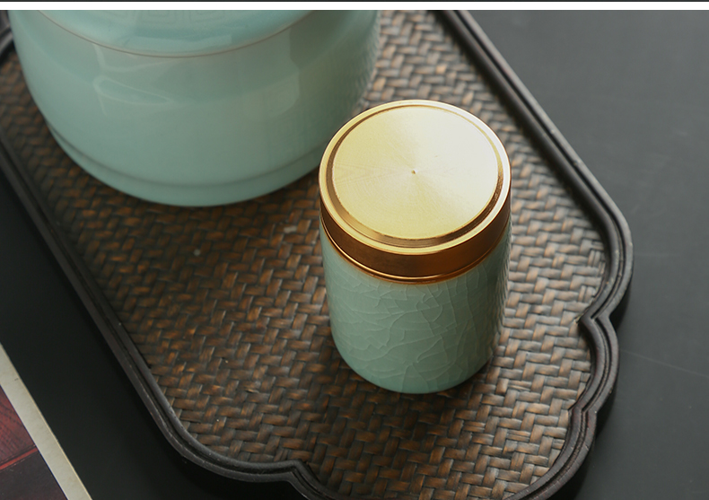 Longquan celadon small caddy fixings portable mini metal cover pu 'er tea caddy fixings sealed tank storage jar