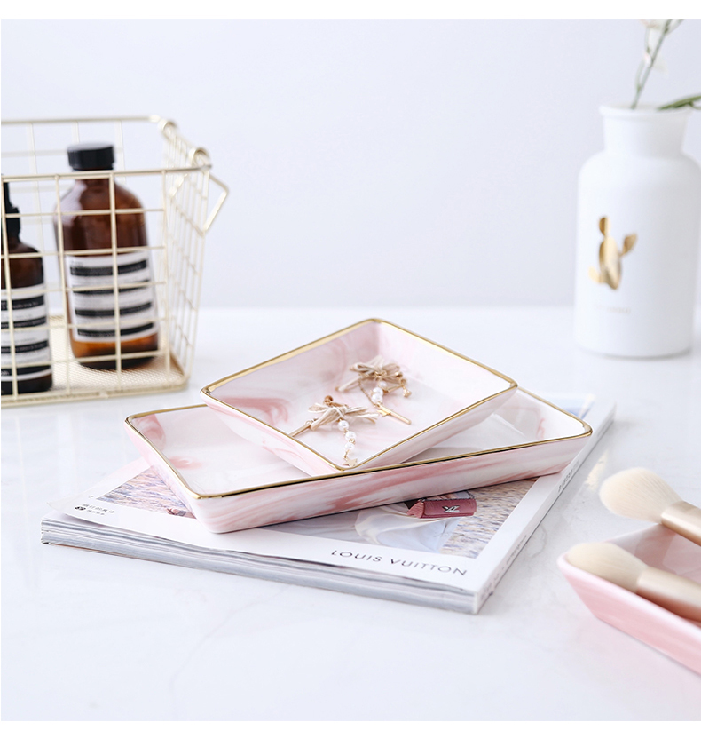 Nordic marble paint to receive a disc ceramic jewelry plate posed props bathroom vanity tray sundry plate