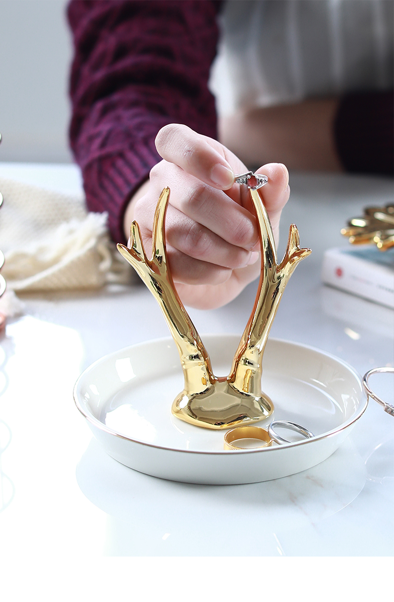 The Jingdezhen ceramic golden fawn/foreign trade tail single unicorn jewellery set/ring of snack tray