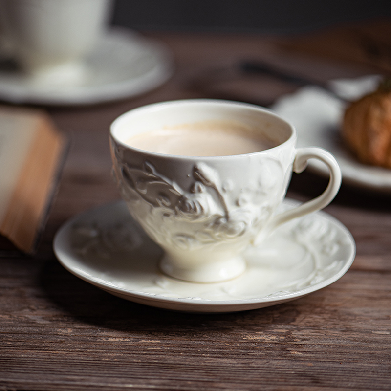 European court pottery cups and saucers suit retro rose anaglyph snack plate of coffee cup garland cup cup dish suits for