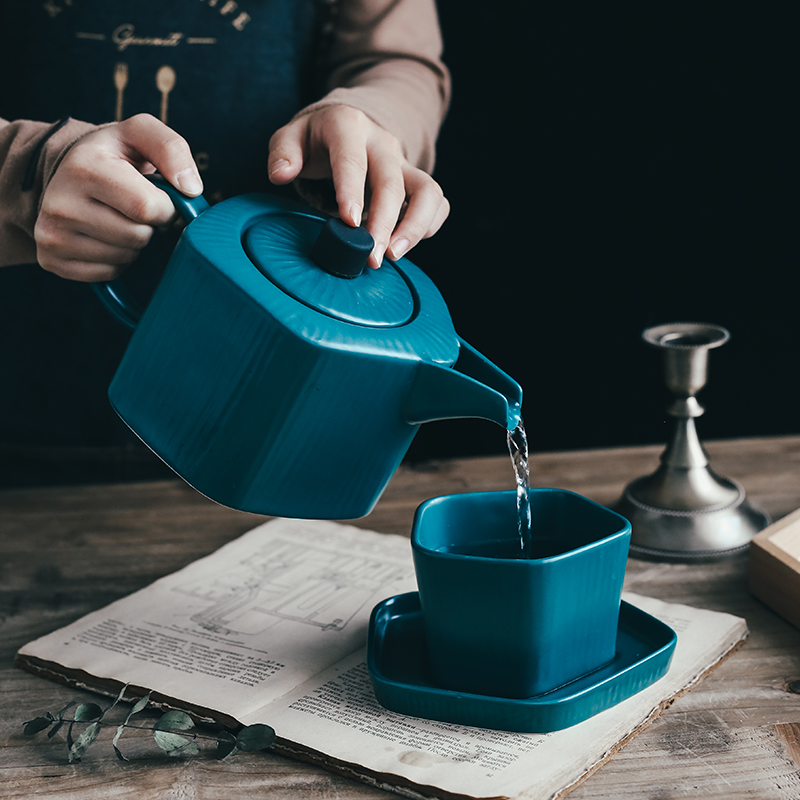 Matte enrolled ceramic teapot Nordic tea cups and saucers household utensils kettle flower coffee pot, kettle large capacity