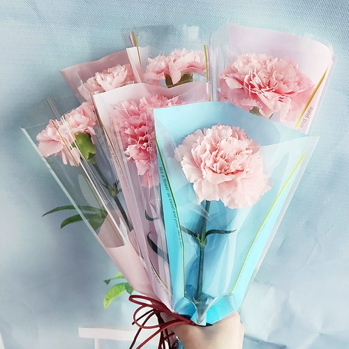 День матери цветочные проводя