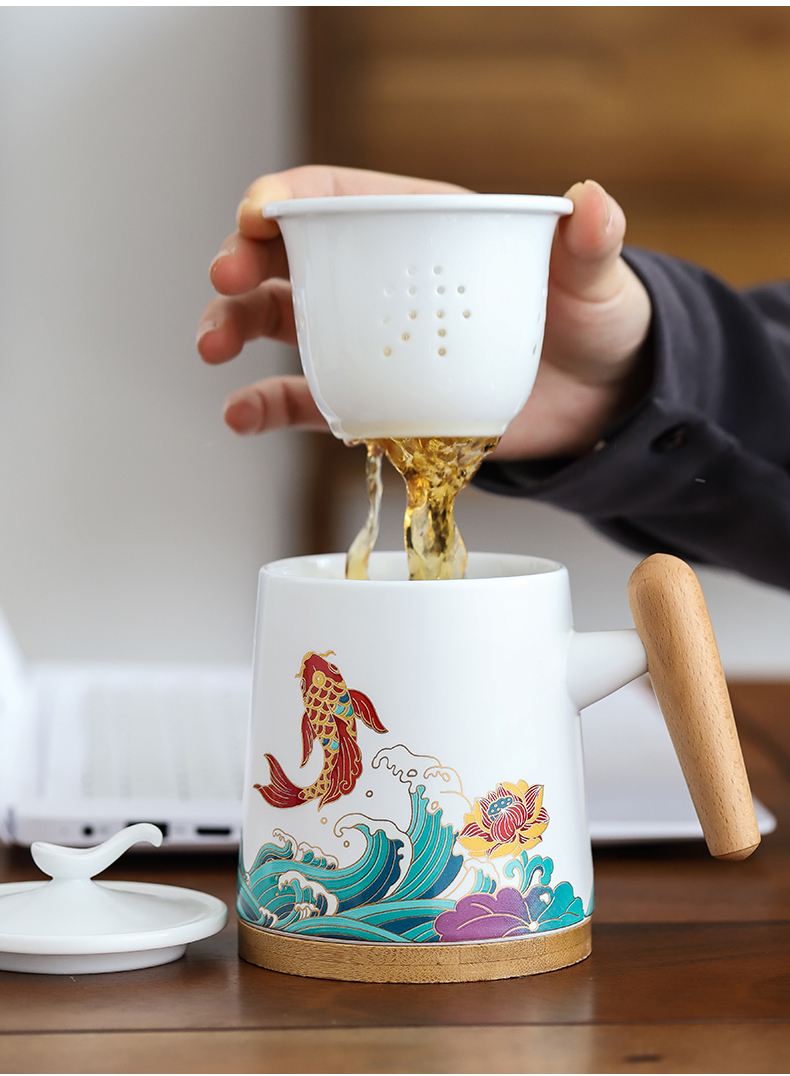 By mud China wind mark cup tea ultimately responds a cup of ceramic boss cup with lid tank filter with wooden handle, the handle