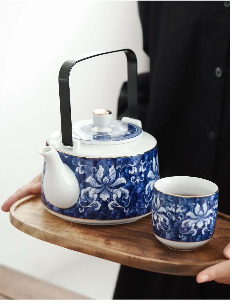 Japanese household girder by mud pot of jingdezhen blue and white porcelain manual belt filter large teapot tea kettle