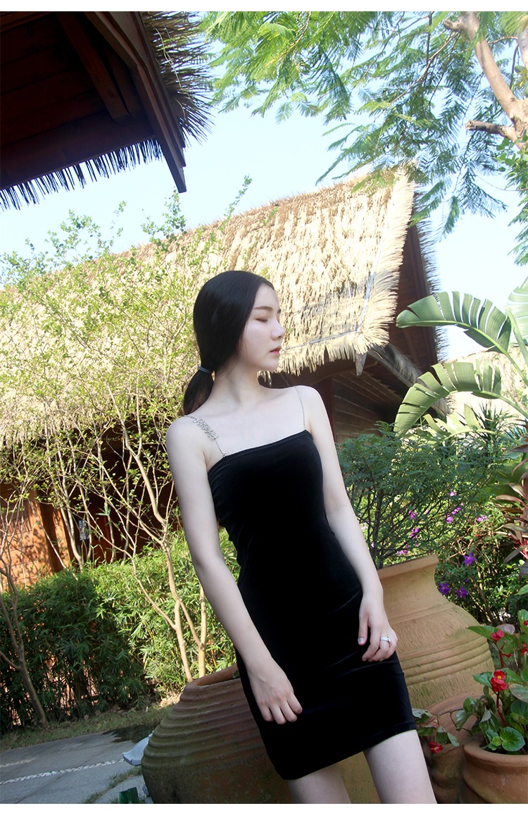 Mùa xuân 2019 quý cô retro Fan nhỏ gợi cảm chuỗi kim cương mỏng nhung dây đeo túi váy hông váy váy - Sản phẩm HOT thời trang nữ trung niên