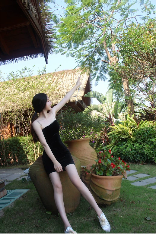 Mùa xuân 2019 quý cô retro Fan nhỏ gợi cảm chuỗi kim cương mỏng nhung dây đeo túi váy hông váy váy - Sản phẩm HOT