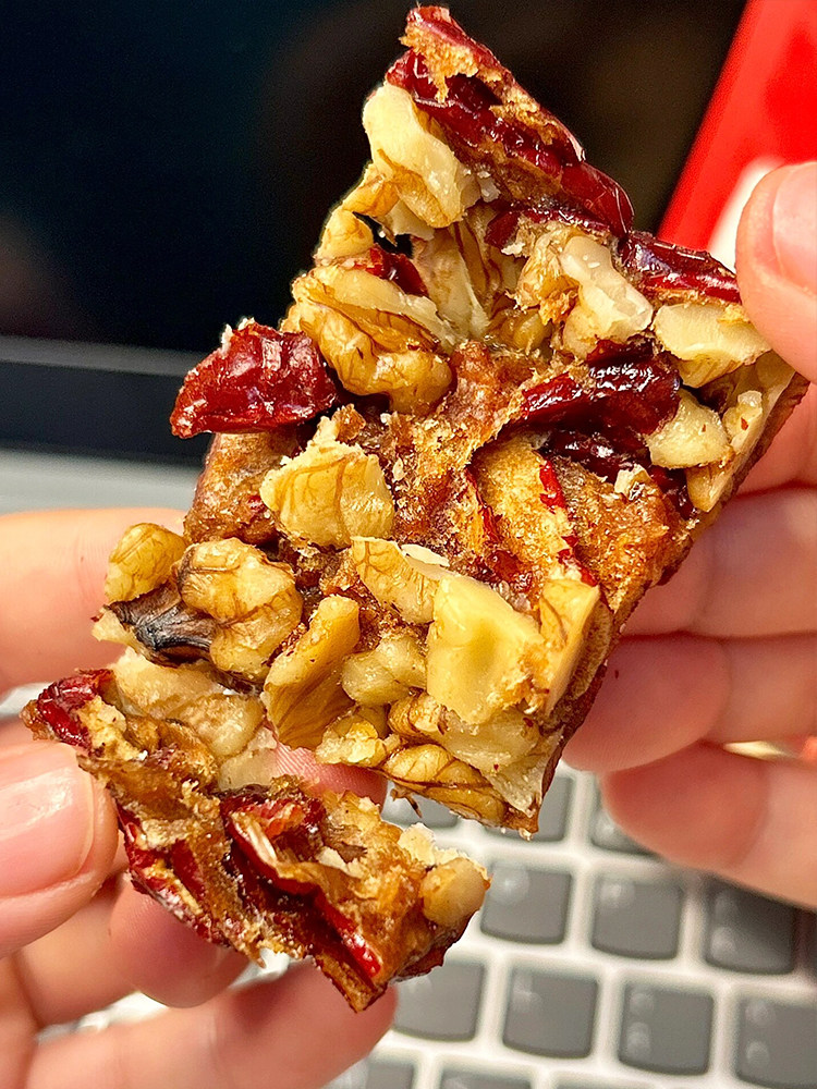 Zaorenpai, a Specialty of Xinjiang, Red Dates Filled with Walnut Kernels, Individually Packaged, Healthy and Nutritious Snacks for Pregnant Women, Official Flagship Store