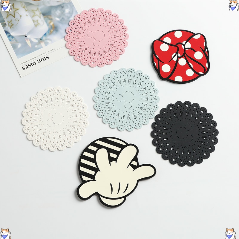 Exported to Japan, counters circular mickey creative lace bowknot is lovely silicone heat insulation cup mat iron