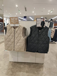 S 오프라인 동기화, 남성과 여성을 위한 동일한 스타일, 가을 겨울 B 준비 마름모 조끼 에어 코튼 두꺼운 따뜻한 면 조끼 재킷