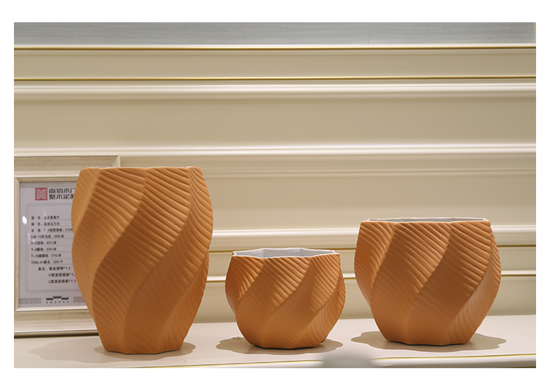 Jingdezhen contracted furnishing articles creative porcelain ceramic vase sitting room porch simulation flower arranging Chinese style household ornaments