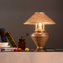 Table lamp hot sale Southeast Asia hand-woven bamboo decoration retro simple pastoral room bedroom room bedside lamp