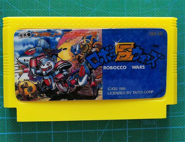 Pocket] brand new manual welding 8-bit FC Red White Machine with card Robocco warts Robots