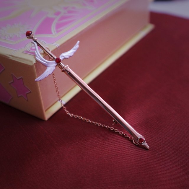 ບັດ Captor Sakura Cardcaptor Sakura Clow ບັດ Sword Brooch Girly Heart Accessories Props