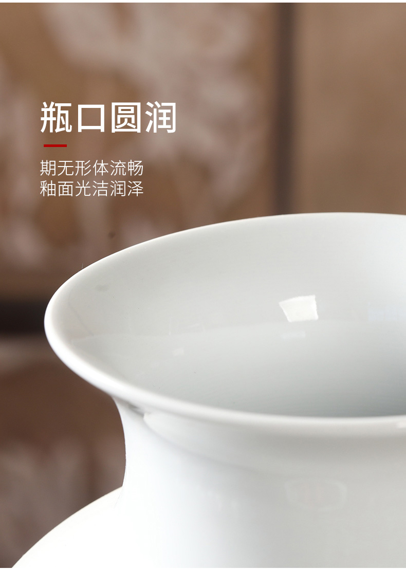 Jingdezhen ceramics vase sitting room place flower arranging dried flower vase decoration in modern home decoration process