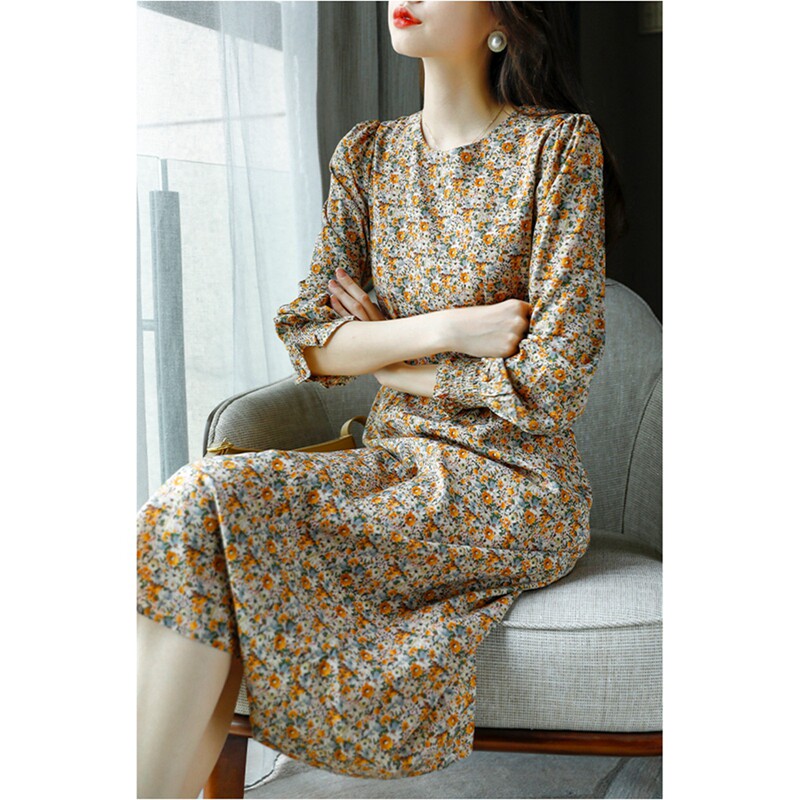 Delicate move without open eyes cuddled with a round collar high waist pumping rope umbrella swing brown for a long version