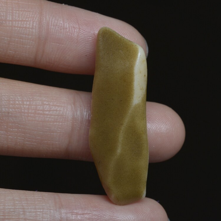L=38mm38#Natural Xinjiang Lop Nur surface albumin stone Rough bare stone pendant Sun rust