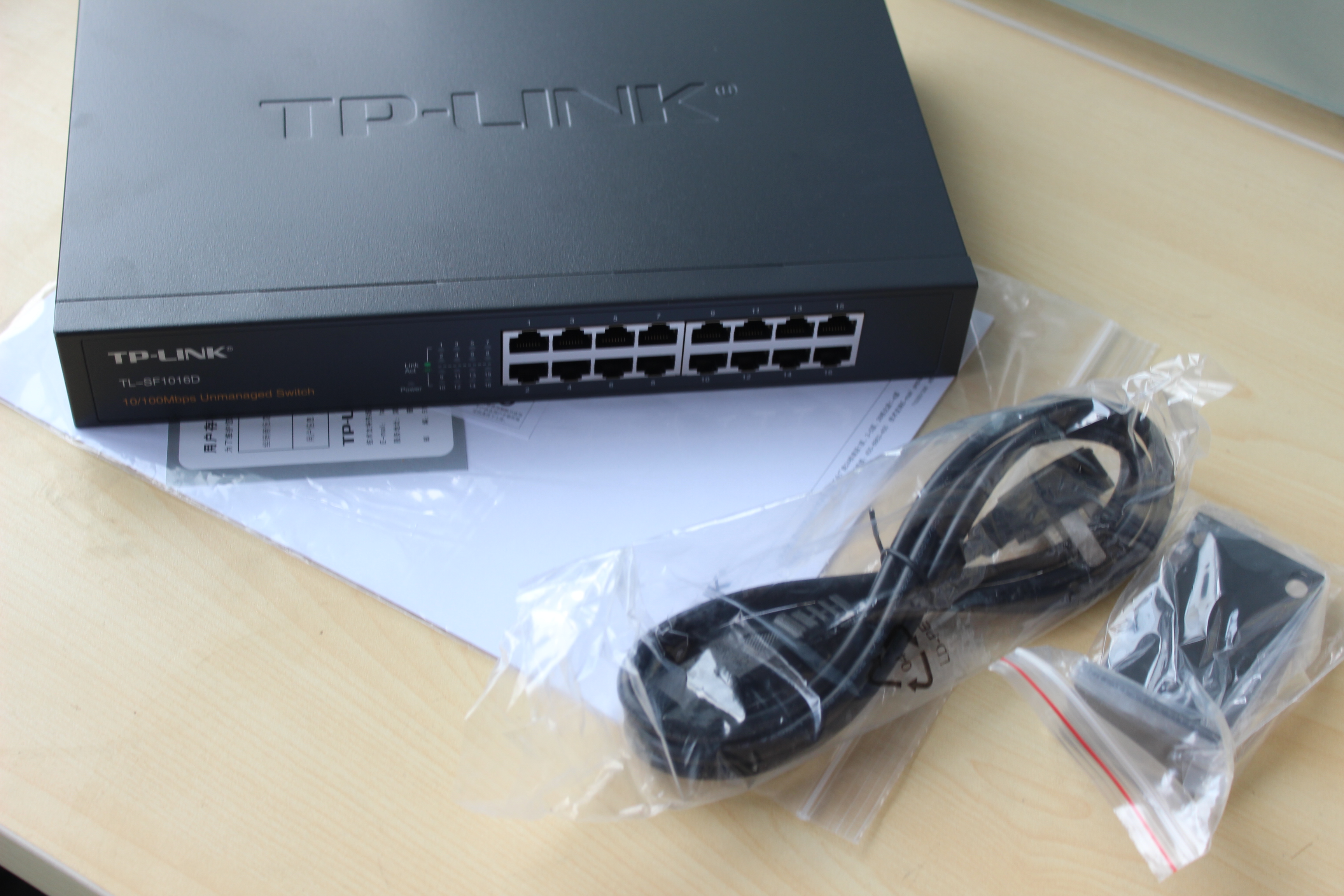 коммутатор tp-link tl-sf1016d black. Tp link sf1016d. Tl sf1016d. Hap tp-link 16-port 10/100mbps tl-sf1016d. Tl sf1016d.